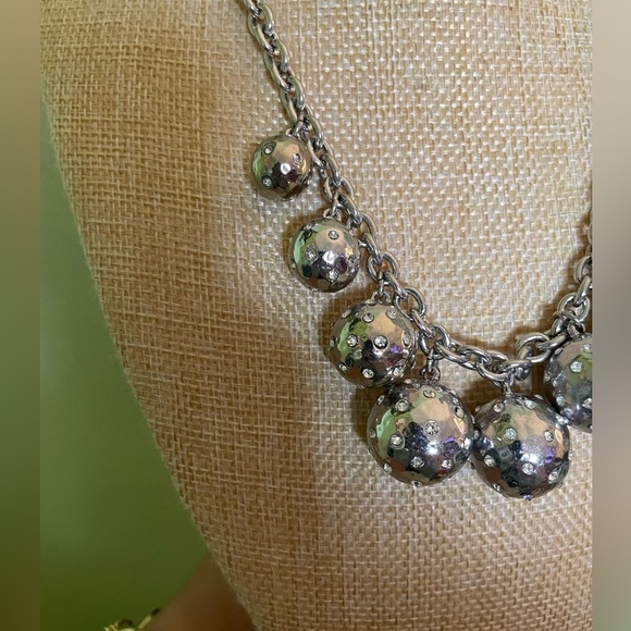 Elegant Brand New Talbots Silver Statement Necklace - Picture 2 of 12